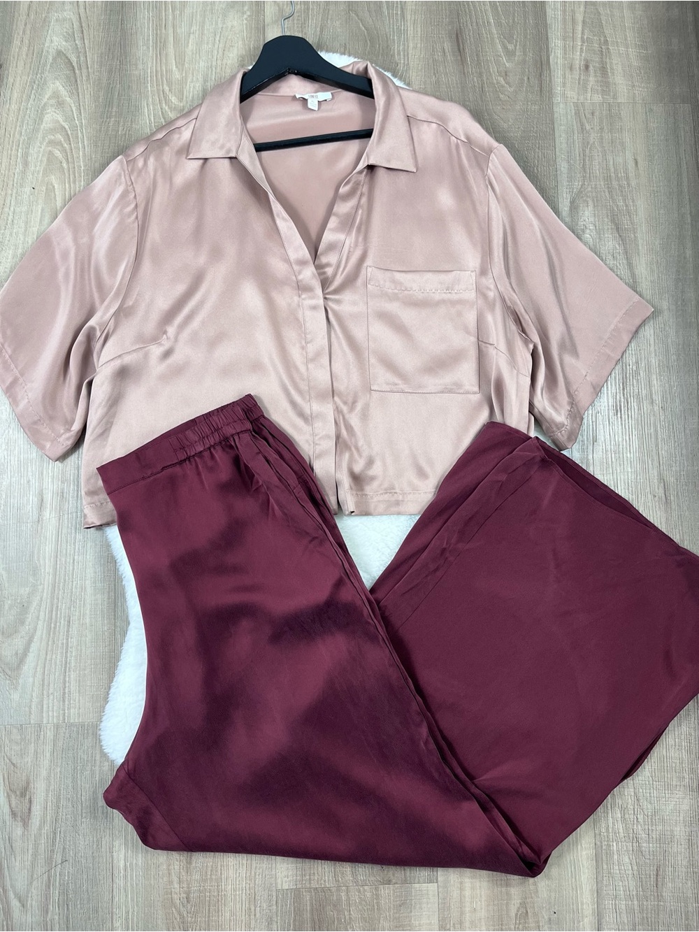NWOT Lunya washable silk high rise pants pajama set